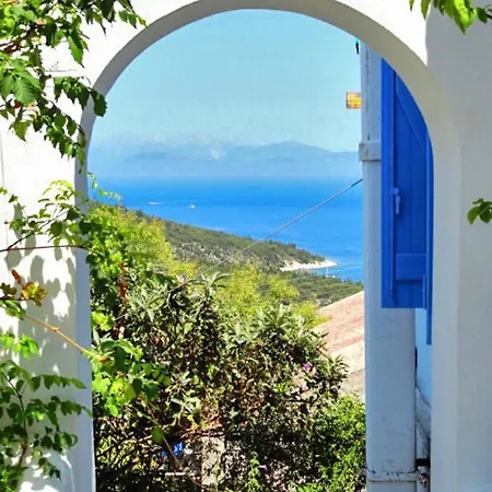 Tatil Evi 2 Bedrooms House At 400 M Away From The Beach With Sea View Enclosed Garden And Wifi