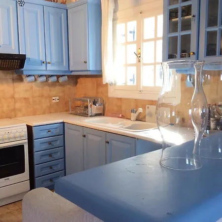 2 Bedrooms House At 400 M Away From The Beach With Sea View Enclosed Garden And Wifi Tatil Evi *