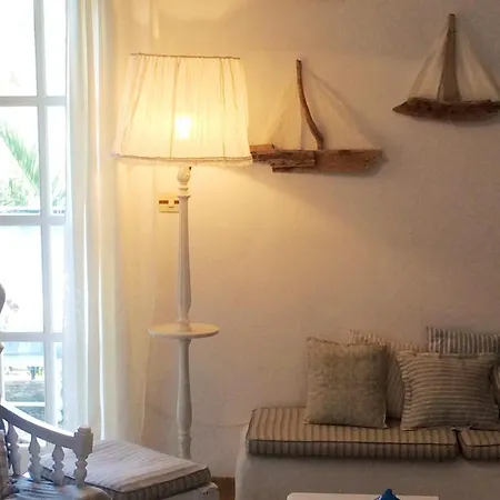 Feriehus 2 Bedrooms House At 400 M Away From The Beach With Sea View Enclosed Garden And Wifi